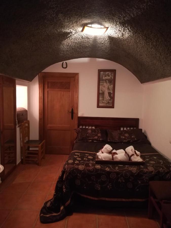 Cueva El Murallon Benamaurel Екстериор снимка